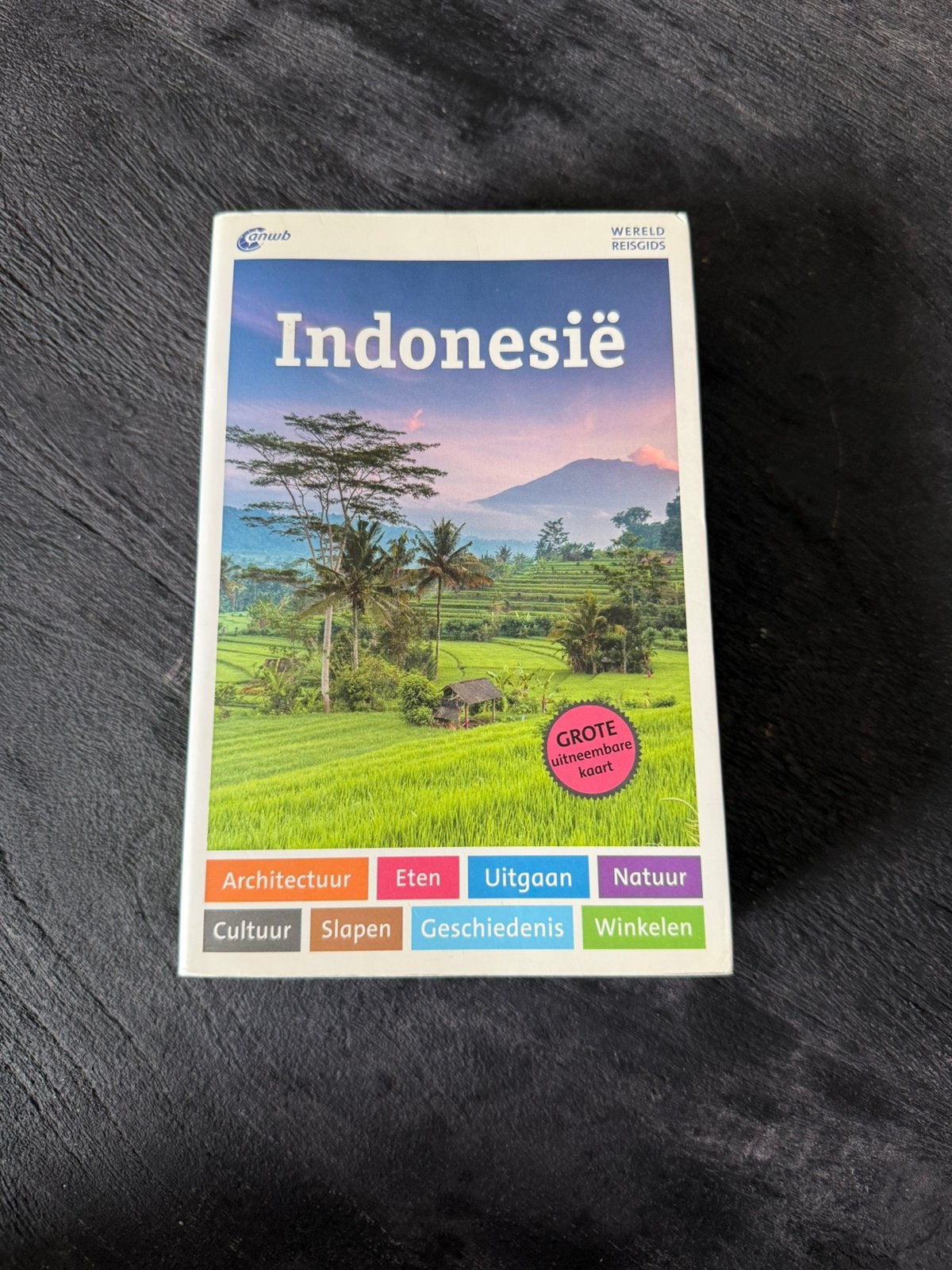ANWB Wereldgids Indonesië, Boeken, Ophalen of Verzenden, Zo goed als nieuw, Reisgids of -boek, ANWB