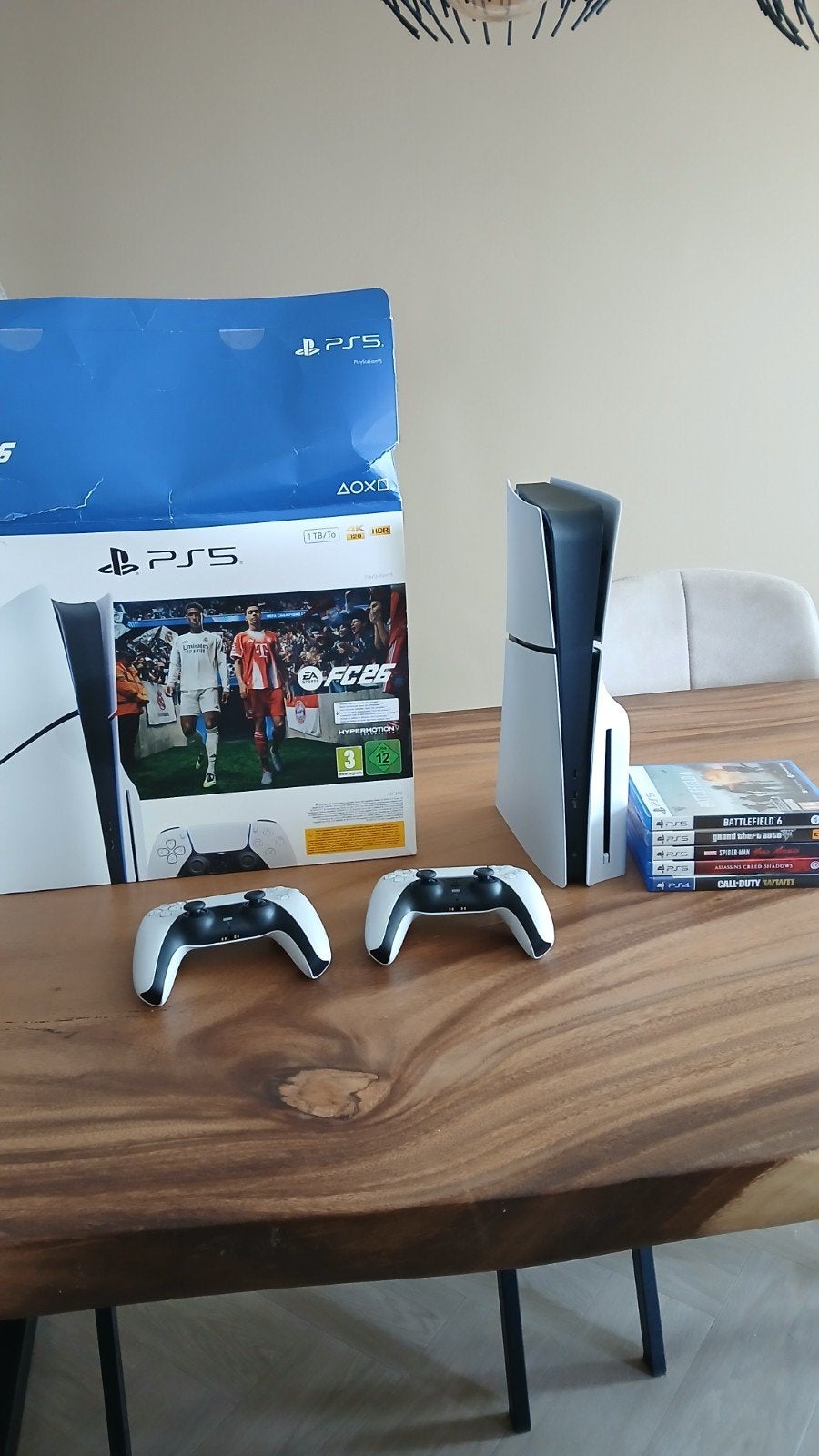 PlayStation 5 Disc Edition met 2 controllers en games, Ophalen of Verzenden, Zo goed als nieuw, Playstation 5
