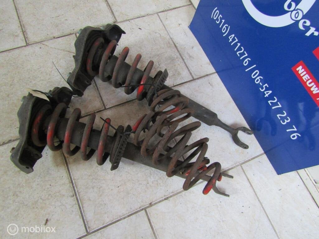 2x Veerpoot + veer + 2 achterveer volkswagen passat va 1996, Auto-onderdelen, Gebruikt, Volkswagen, Ophalen of Verzenden