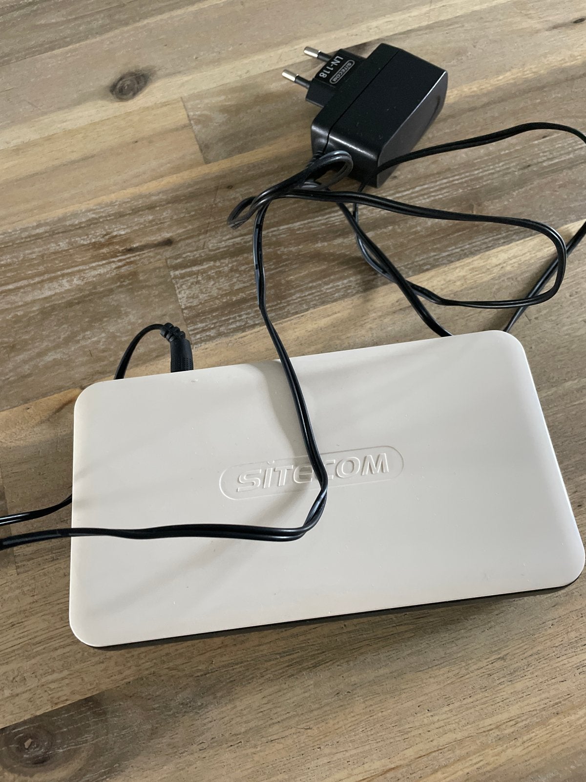 Sitecom Network Switch 5 poorts met adapter, Ophalen of Verzenden, Gebruikt