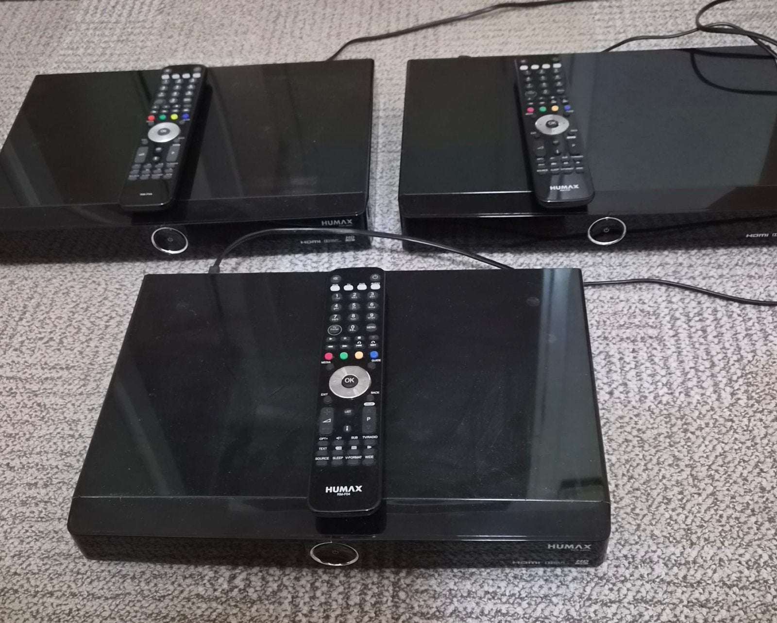 Humax iHDR-5400C – HD-ontvanger / recorder (3x beschikbaar), Audio, Tv en Foto, Verzenden, Zo goed als nieuw