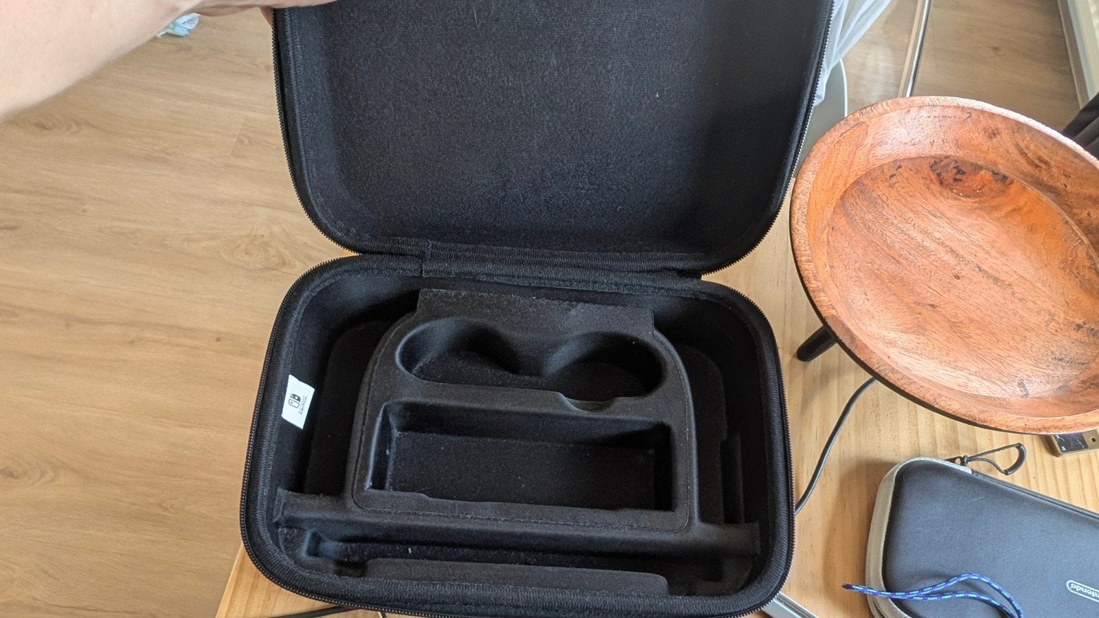 Foto 8 van Nintendo Switch OLED-model mét toebehoren te koop!