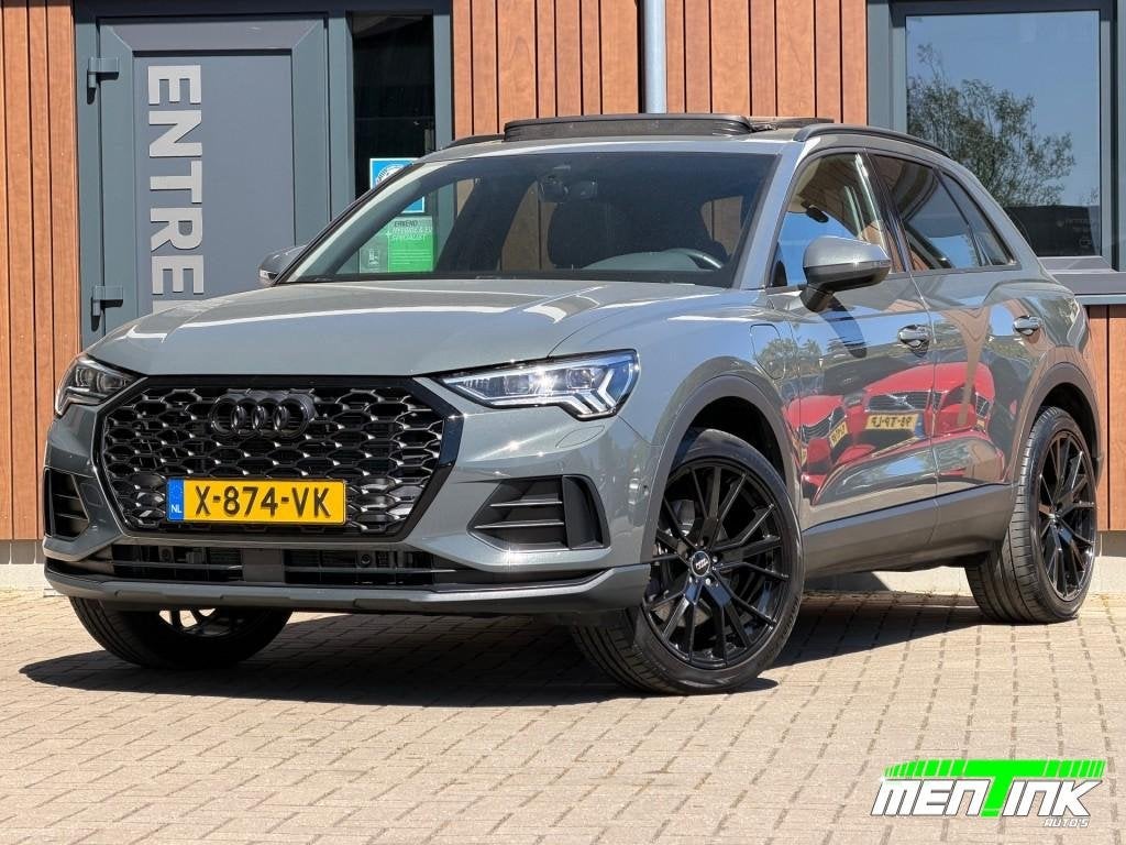 Audi Q3 45 TFSI S-Line Pano B&O Led Trekhaak, 150 pk, Plug-in hybride, Hybride Elektrisch/Benzine, SUV of Terreinwagen