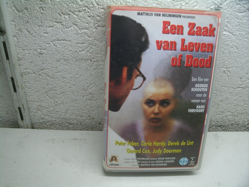 vhs 159b een zaak van leven of dood peter faber, Vanaf 16 jaar, Ophalen of Verzenden, Gebruikt, Actie en Avontuur