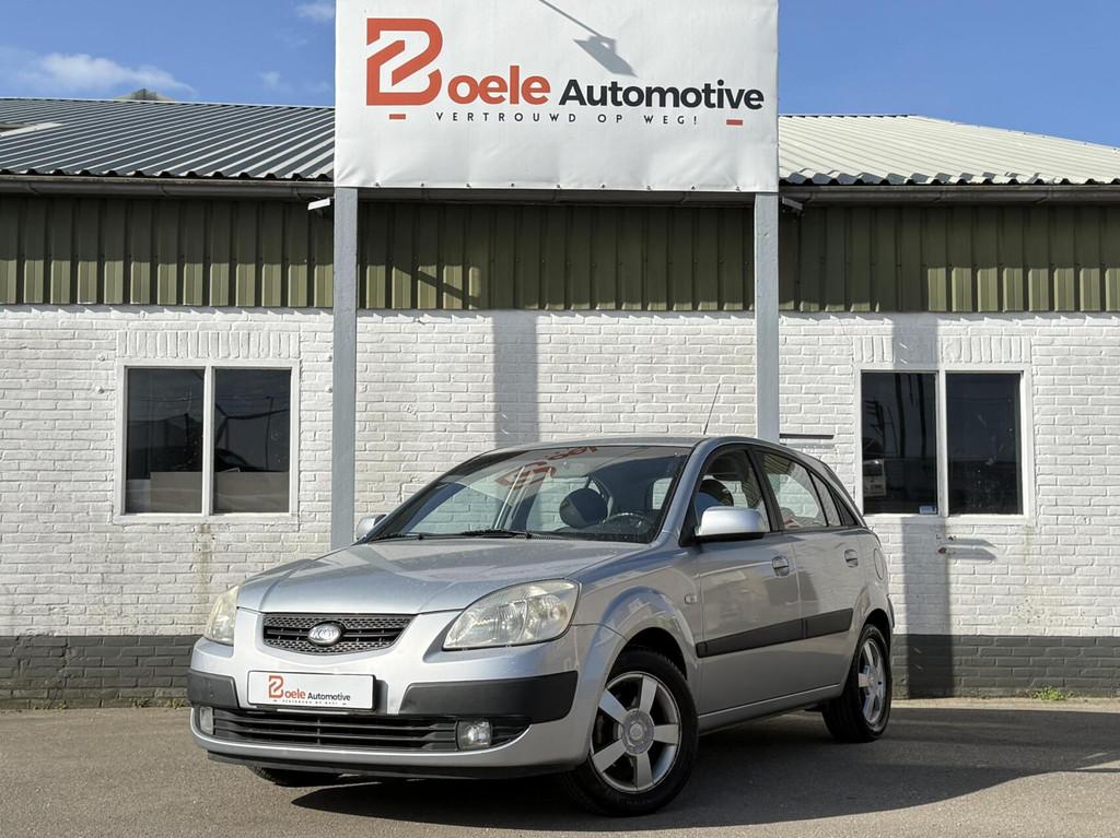 Kia Rio 1.6 CVVT 5-Drs Automaat / Nwe APK+Distributie / Airc, Stof, Gebruikt, 1599 cc, 4 cilinders