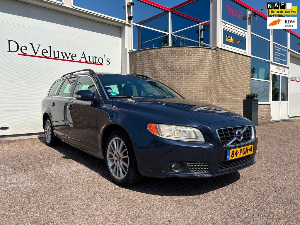 Volvo V70 2.0T Kinetic|203PK|Automaat|Cruise|BT|Leder|, Auto's, Volvo, Euro 5, Zwart, 4 cilinders, Blauw