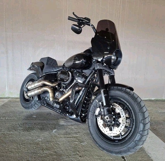 Harley-Davidson Fat Bob 114 - 15800 km - Veel extra's, Sportuitlaat, 2 cilinders, Gebruikt, Particulier