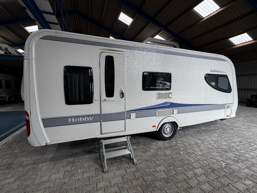 Hobby KMFE 560 La Vita, Rondzit, Hobby, Particulier, 6 tot 7 meter