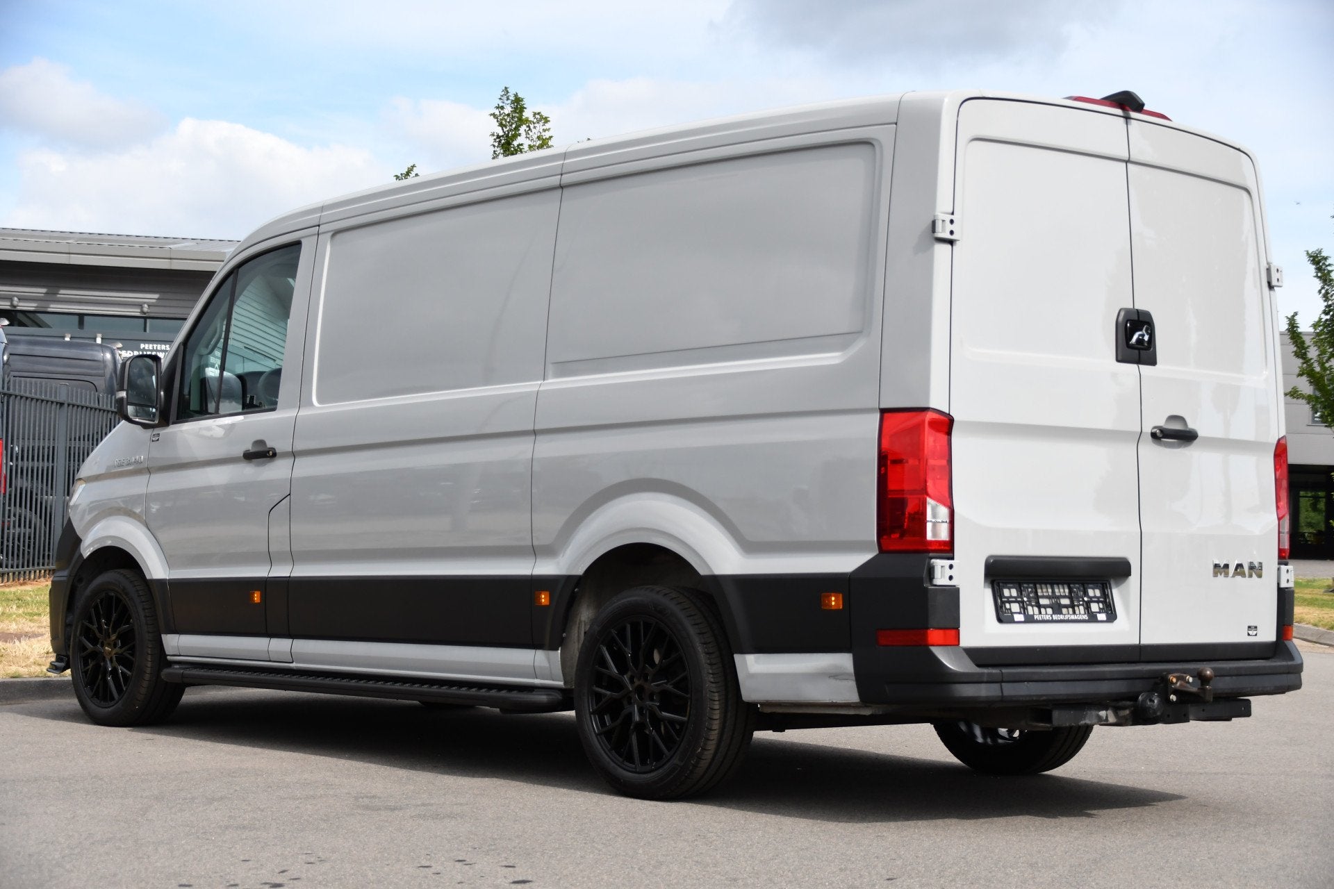 MAN TGE 3.140 35 2.0 L3H2 PB Edition Camera, Cruise, Carplay, Gebruikt, 4 cilinders, Leder, Diesel