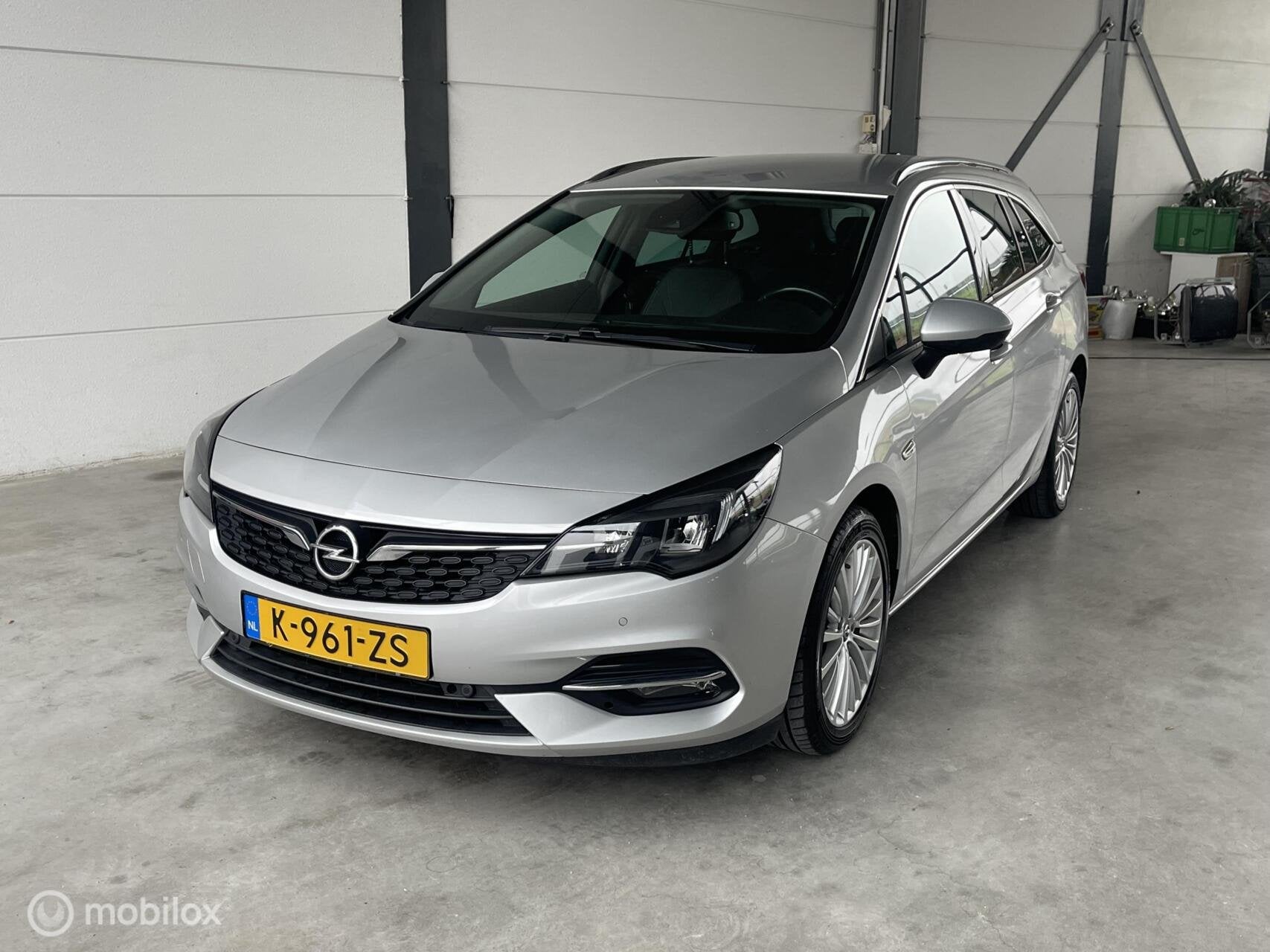 Opel Astra Sports Tourer 1.2 Business Elegance, Voorwielaandrijving, Euro 6, 1199 cc, Origineel Nederlands