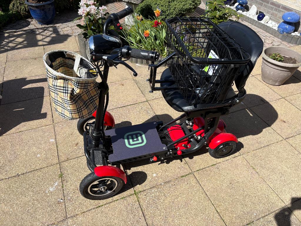 Scootmobiel, Diversen, Ophalen, Zo goed als nieuw, 15 km of minder, 10 km/u of minder