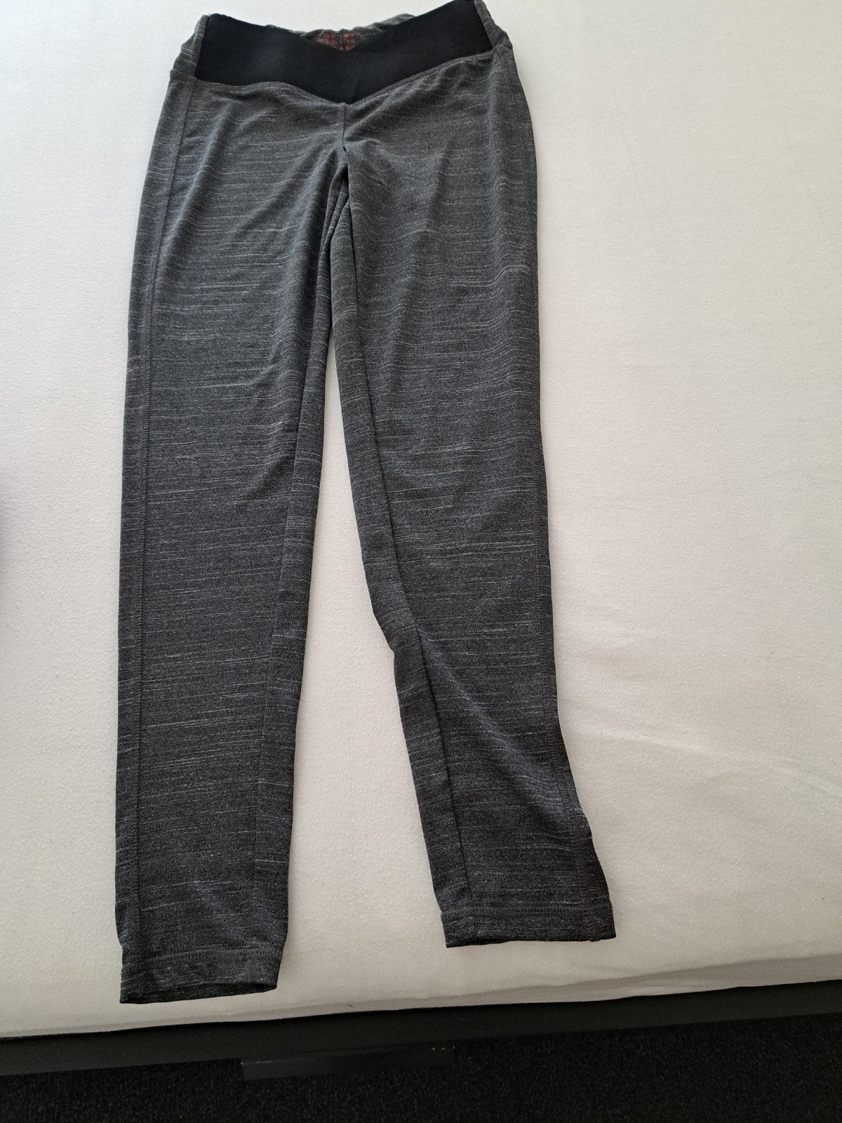 Crivit broek maat 36 a 38, Maat 36/38 (S), Grijs, Legging, Ophalen