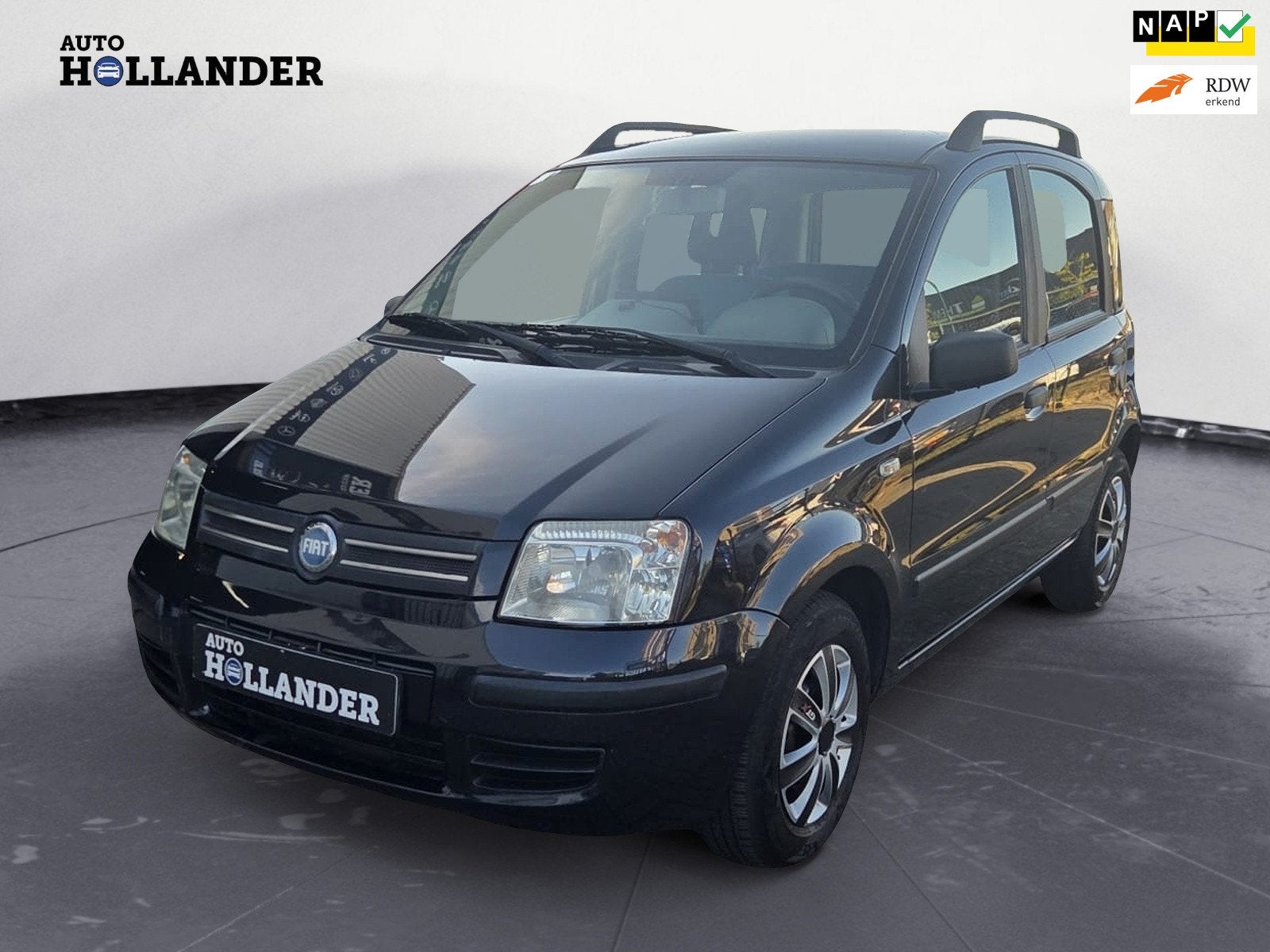 Fiat Panda 1.2 Sportsound Automaat.* airco | carplay, Auto's, Gebruikt, 840 kg, Zwart, Origineel Nederlands
