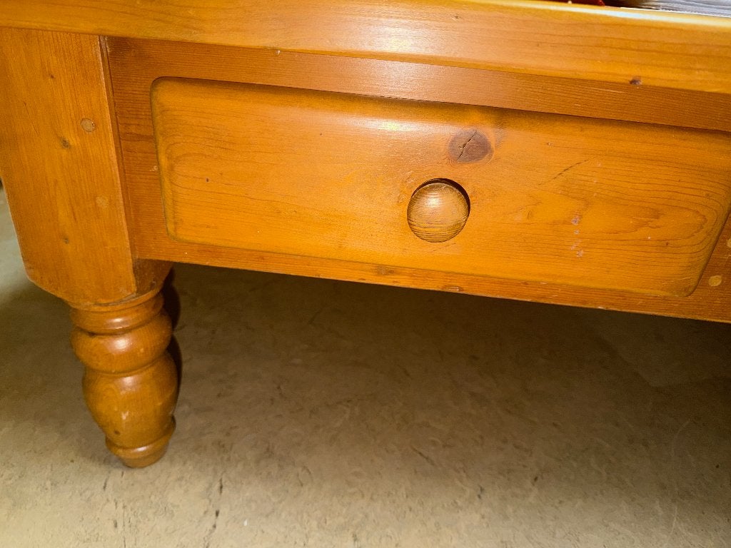 Salontafel, lage tafel, grenen ,bijzet tafel, Ophalen, 100 tot 150 cm, 50 tot 100 cm, Zo goed als nieuw