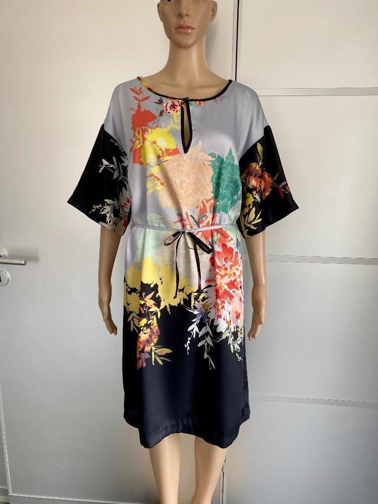 H573 Summum maat S/M=36/38 jurk jurkje kimono, Kleding | Dames, Summum, Ophalen of Verzenden, Zo goed als nieuw, Knielengte
