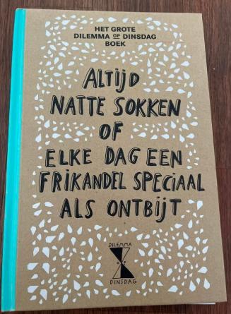 Het grote dilemma op dinsdag boek 9789020679502, Ophalen of Verzenden, Gelezen
