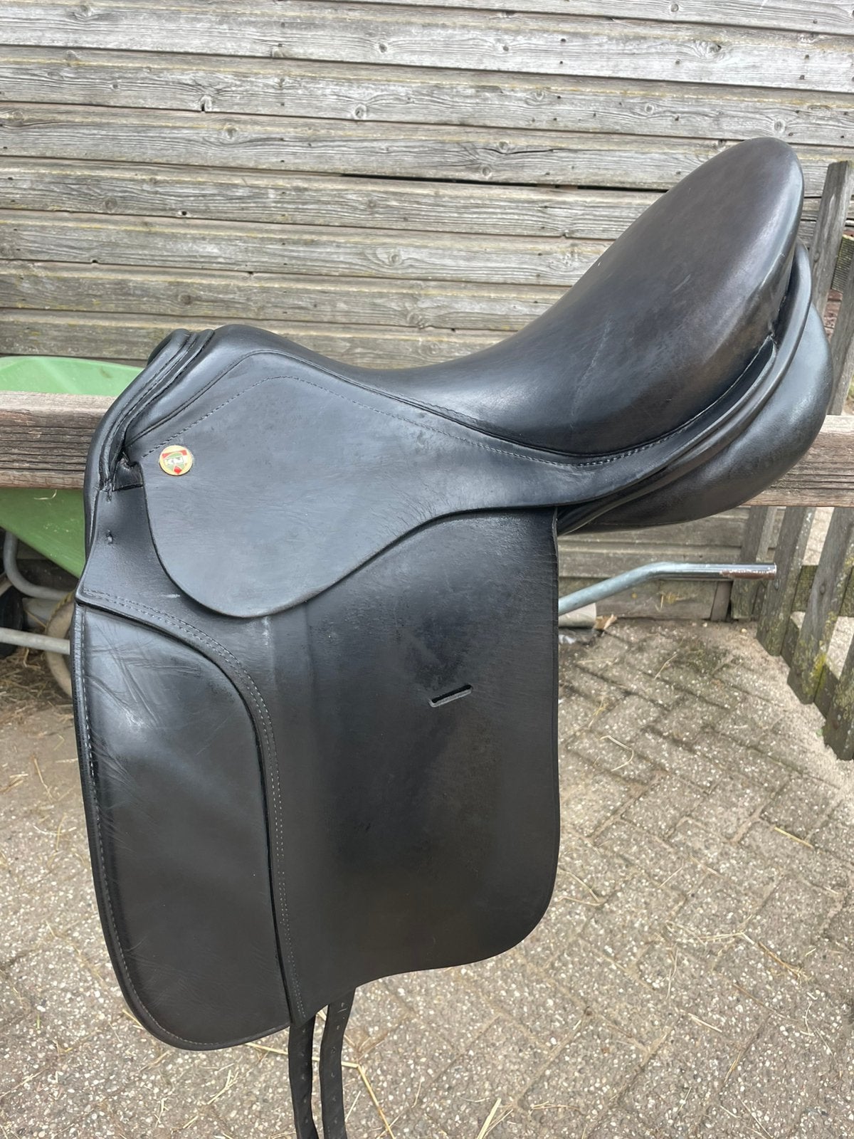 Zwart ouderwets KN Symphonie zadel 17,5, L (17.5 inch), Gebruikt, Middel, Middeldiepe zit