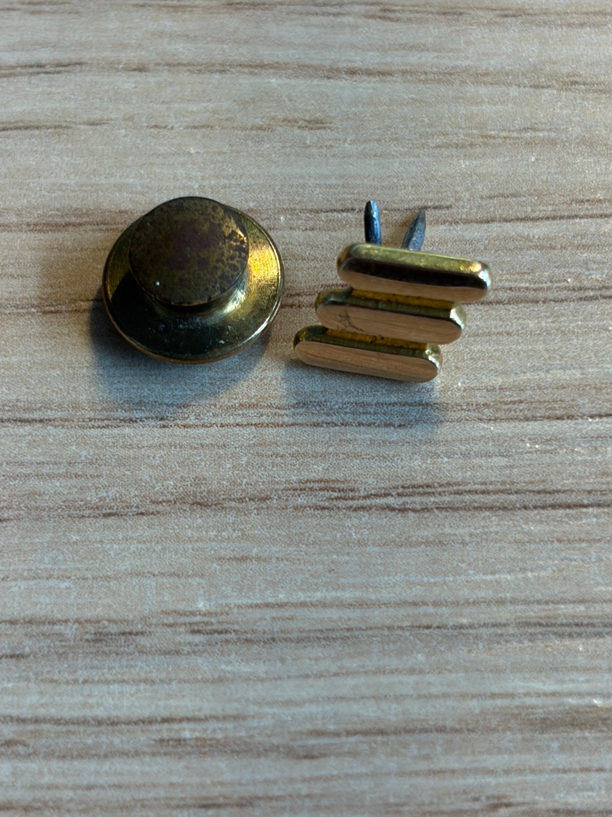 14 karaat gouden speld, Sieraden, Tassen en Uiterlijk, Piercings, Ophalen of Verzenden, Zo goed als nieuw, Goud