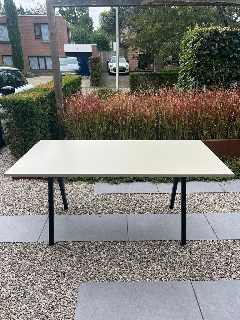 Bureau Ikea Trotten, Ophalen, 160 cm, Zo goed als nieuw, IKEA