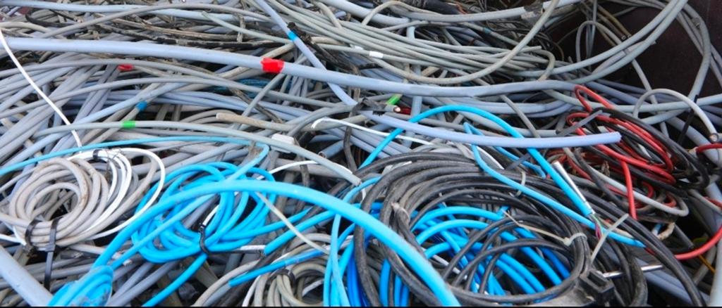 Koper gezocht | kabels en apparaten, Doe-het-zelf en Verbouw, Metalen, Ophalen of Verzenden