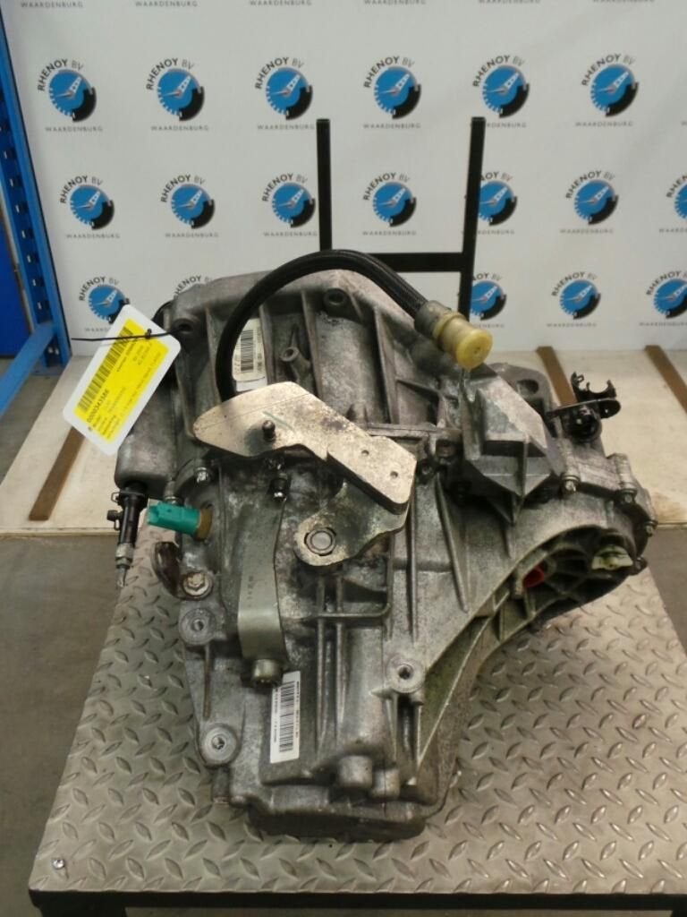 RENAULT CLIO TRANSMISSIE / VERSNELLINGSBAK 2008, Ophalen of Verzenden, Gebruikt, ARN erkend