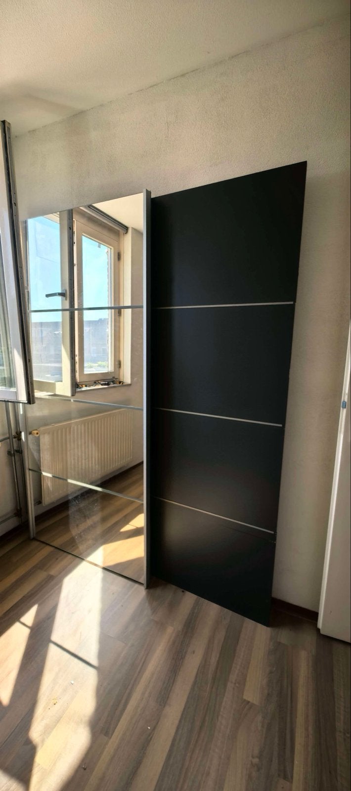 Ikea Kledingkast schuifdeuren met spiegel, Huis en Inrichting, Kasten | Kledingkasten, Ophalen, Gebruikt, 100 tot 150 cm, 200 cm of meer