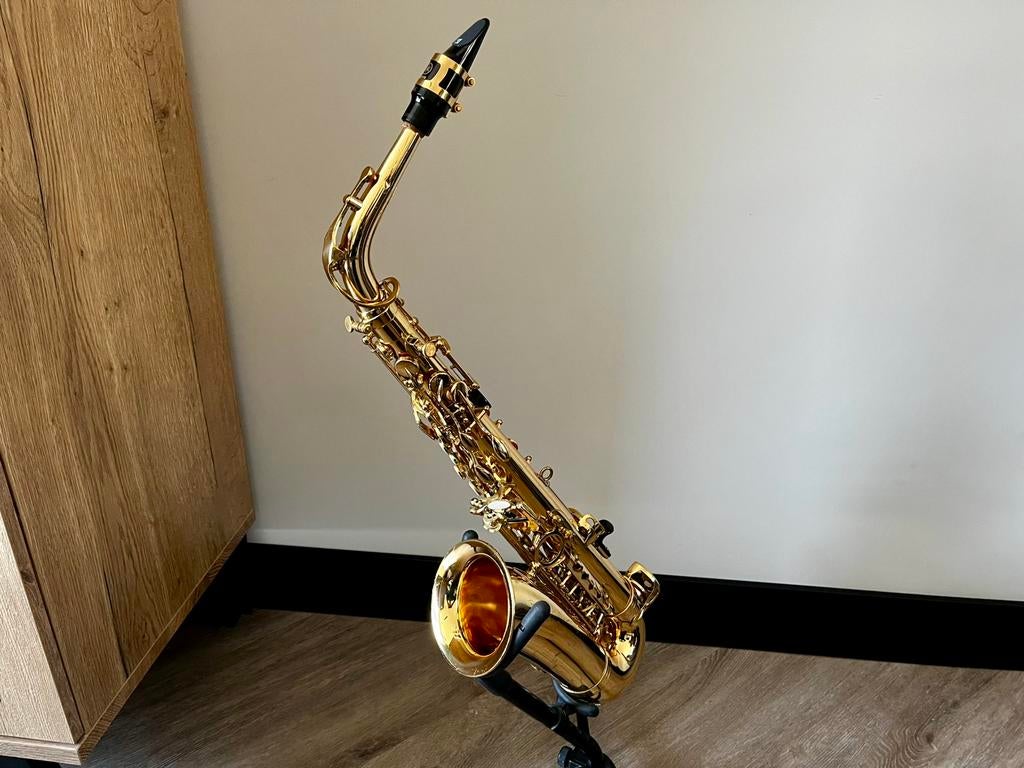 Mooie alt saxofoon Elkhard series II, incl. standaard, Ophalen of Verzenden, Zo goed als nieuw, Alt