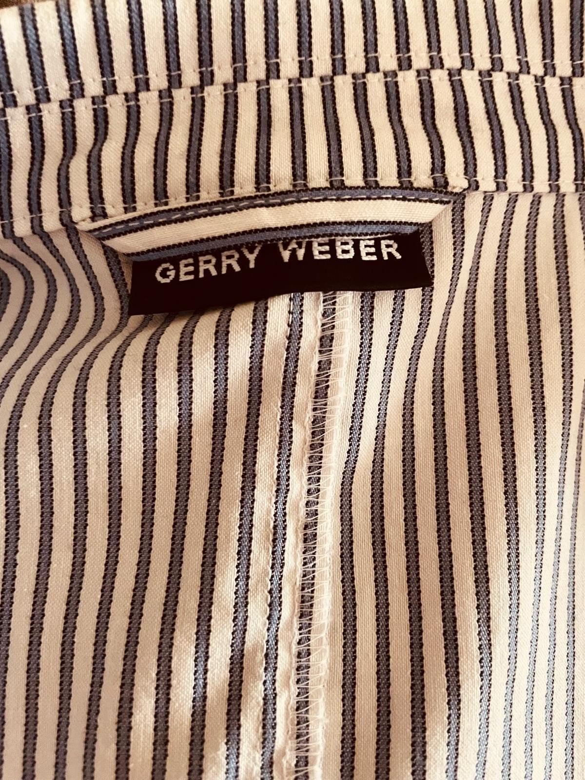 Gerry Weber Blazer - Blauw/Wit gestreept - Maat 46/48, Kleding | Dames, Jasjes, Kostuums en Pakken, Blauw, Maat 46/48 (XL) of groter