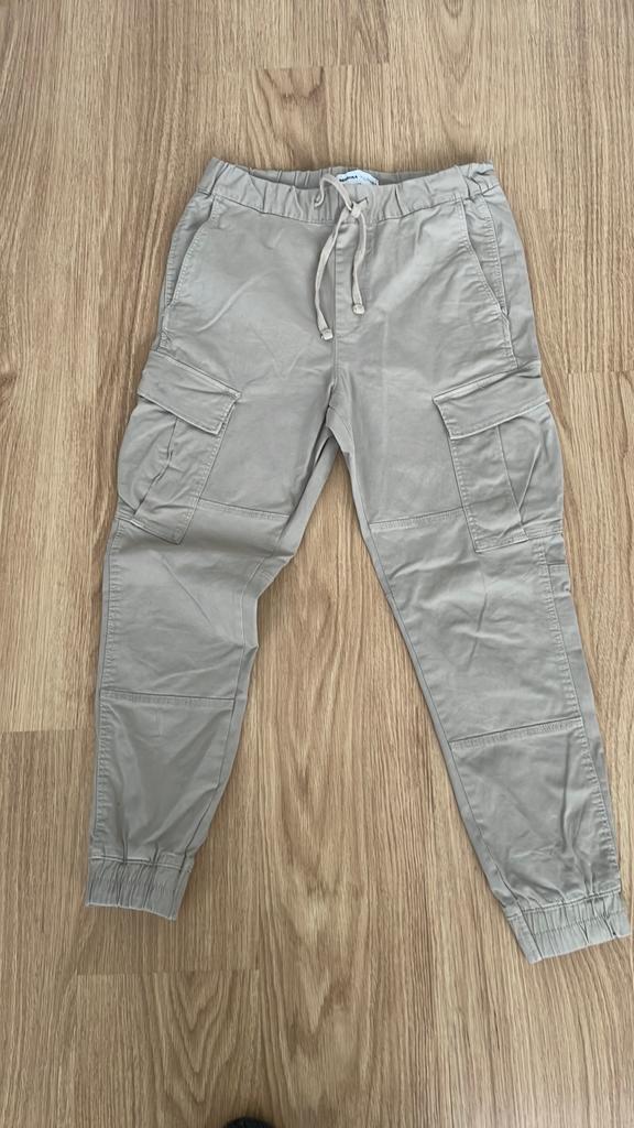 Bershka Cargo Broek Maat S, Kleding | Heren, Broeken en Pantalons, Ophalen of Verzenden, Zo goed als nieuw, Maat 46 (S) of kleiner