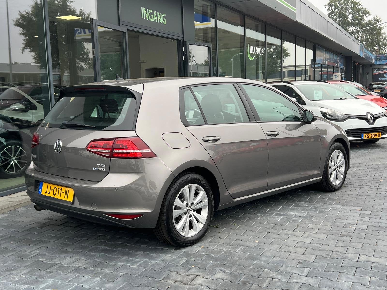 Volkswagen Golf 1.0 TSI BUSINESS EDITION CONNECTED LED, Auto's, Voorwielaandrijving, Stof, Gebruikt, Euro 6