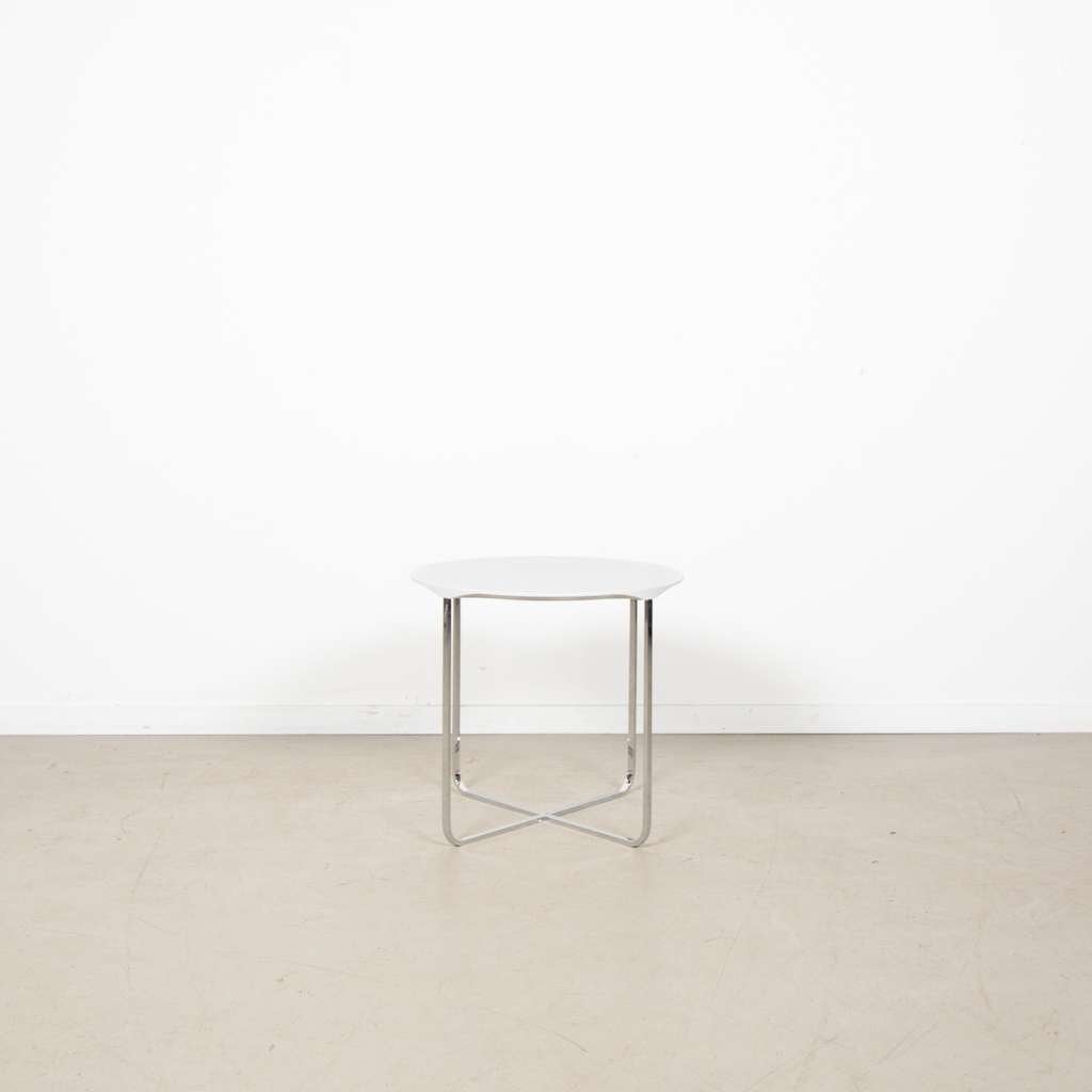 2x Montis Flint Bijzettafel Wit Kunststof Ø55 cm – Chroom, Huis en Inrichting, Tafels | Bijzettafels, Kunststof, 55 tot 75 cm