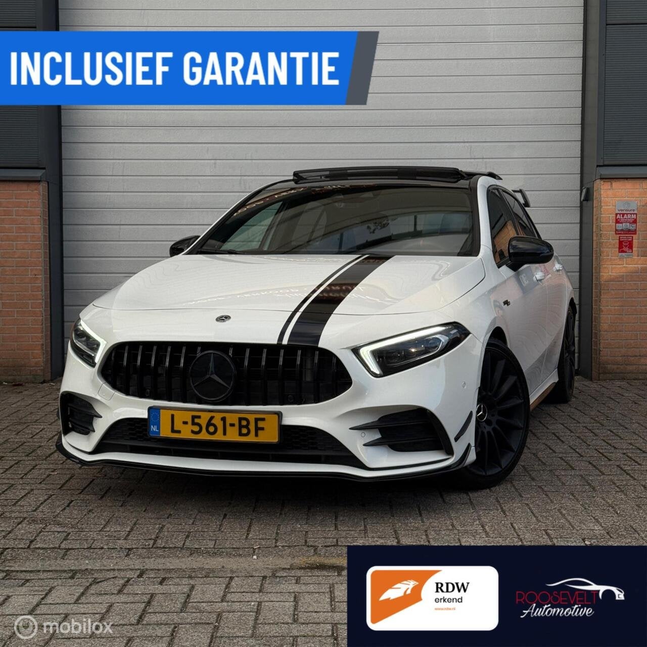 Mercedes A-klasse AMG 35 4MATIC / AERO / HUD / PANO / BURMES, Panoramadak, 4 cilinders, Wit, 14 km/l