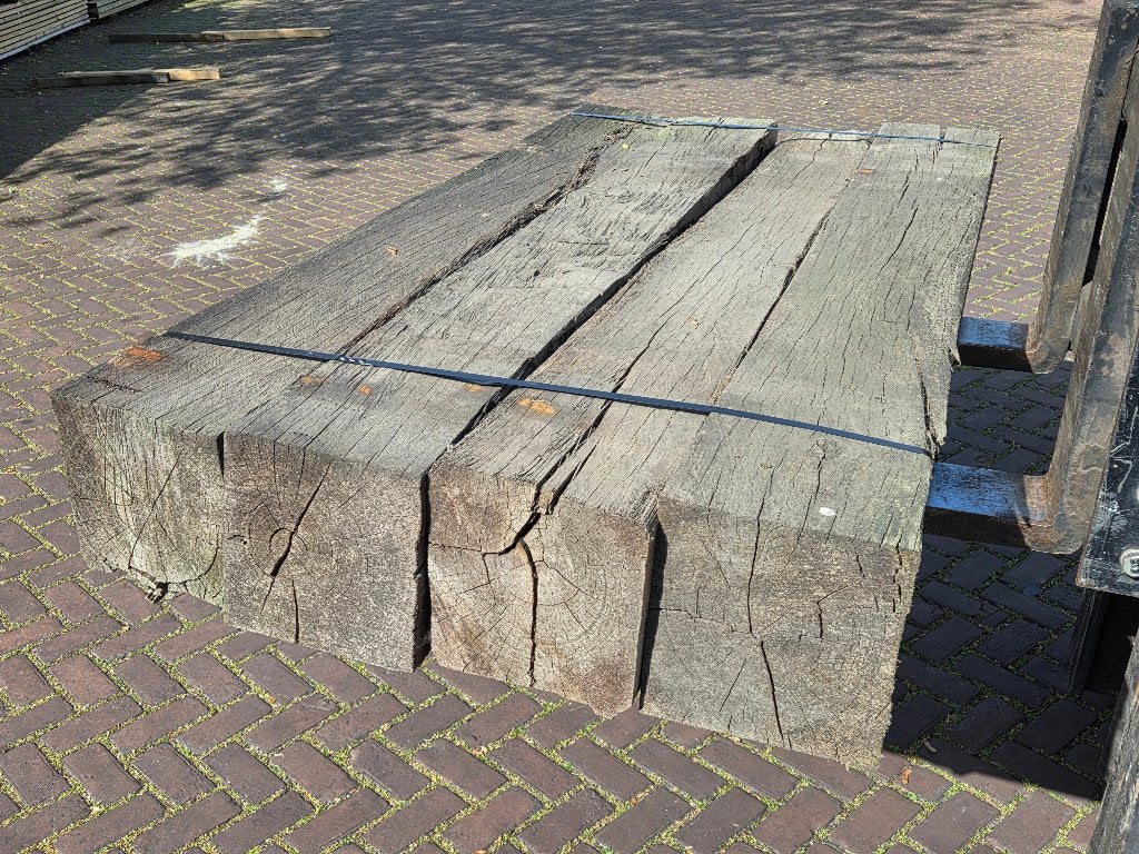 4 Rustieke gebruikte hardhouten palen 25x25 cm - nr: HB226, Ophalen, Gebruikt, Palen, Hardhout