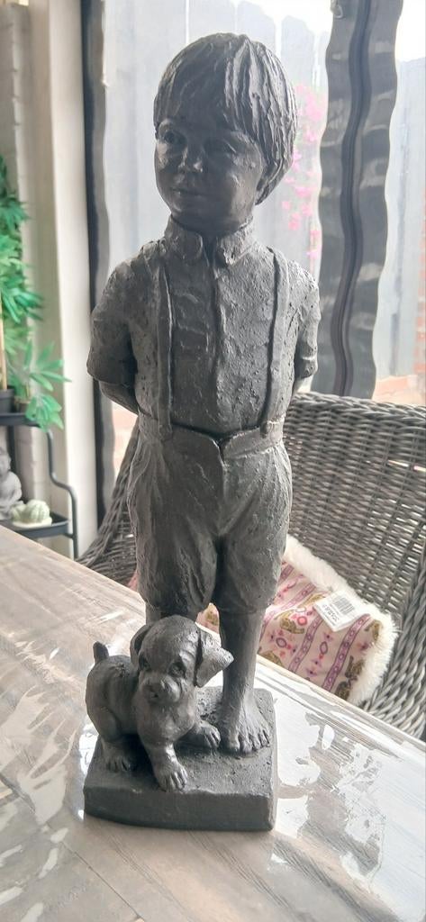 Beeldje Jongen met Hond - Ontwerp Geert Kunen, Ophalen, Overige materialen, Beeld, Man
