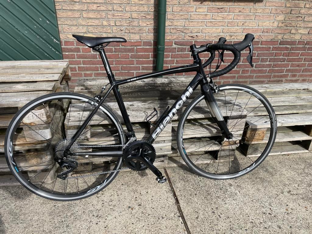Racefiets zwart Bianchi Via Nirone 7 zo goed als nieuw!, Aluminium, Zo goed als nieuw, Meer dan 20 versnellingen, Ophalen