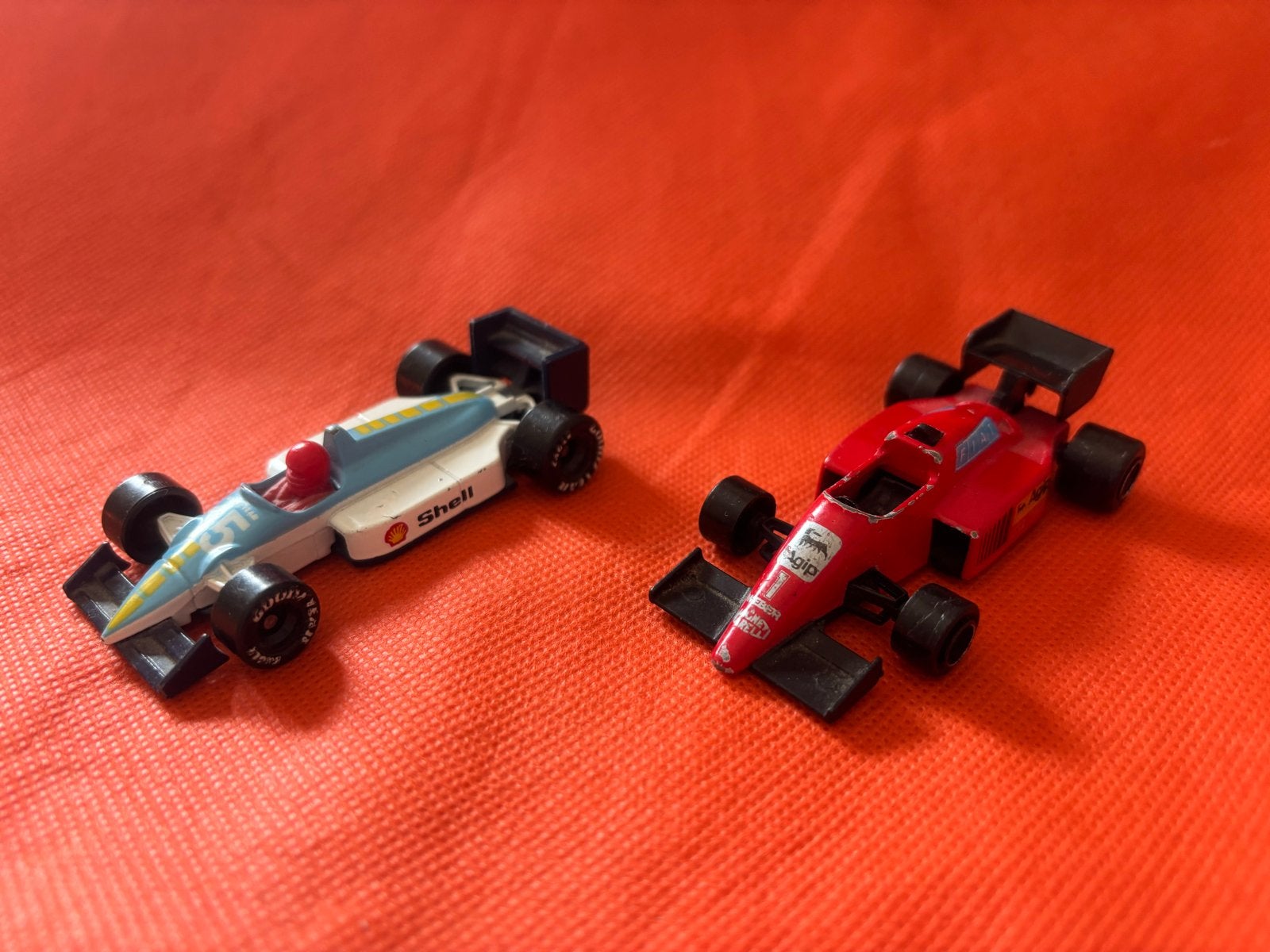 Matchbox en Majorette raceauto's, Ophalen of Verzenden, Gebruikt