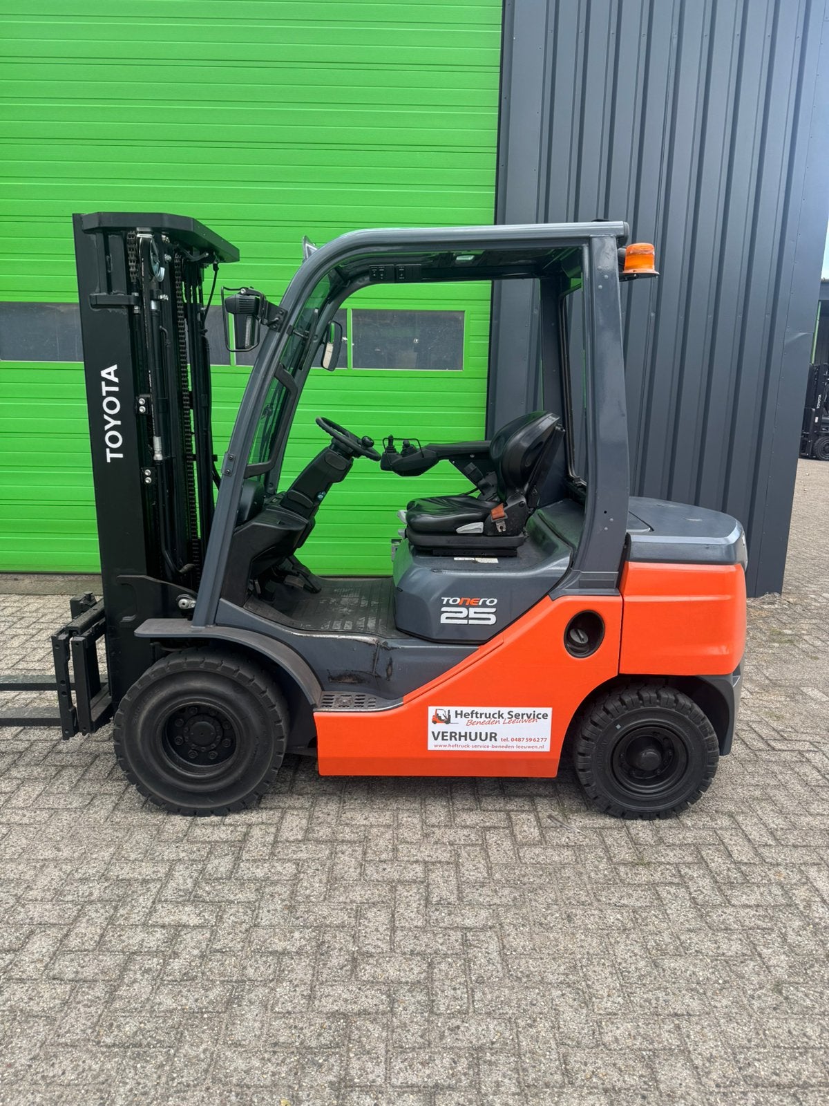 Super nette Toyota 52-8FDF25, 2022, triplex 4,70M, Zakelijke goederen, Machines en Bouw | Heftrucks en Intern transport, 2000 tot 3000 kg