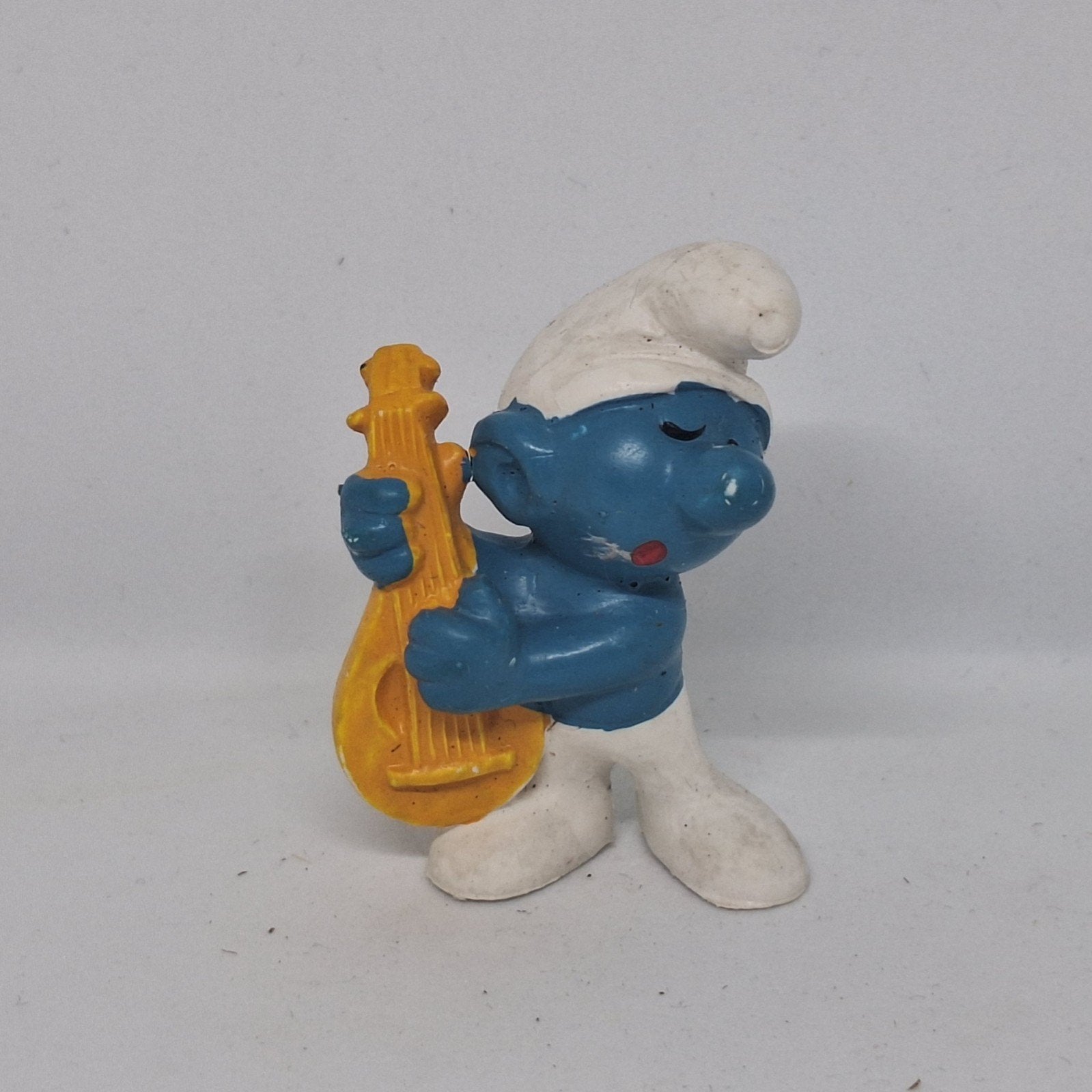 Smurf met gele  luit 20013, Verzamelen, Ophalen of Verzenden, Gebruikt, Muzieksmurf, Poppetje, Figuurtje of Knuffel