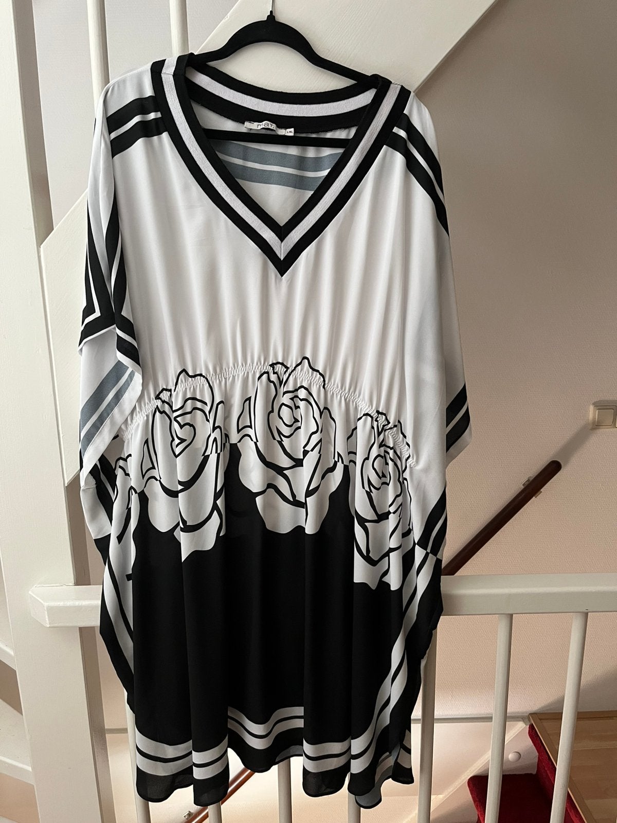 MAT Fashion tuniek 50/52/54, Kleding | Dames, Grote Maten, Verzenden, Zo goed als nieuw, Zwart, Blouse of Tuniek