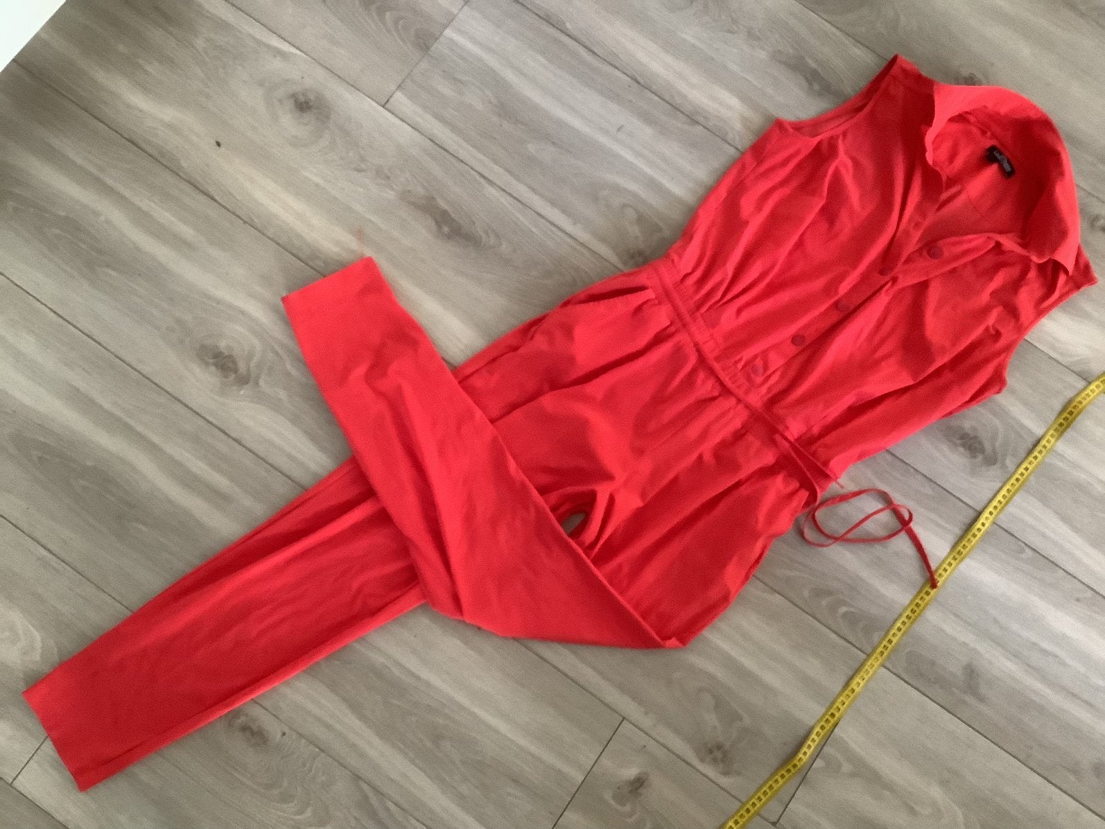 LaDress travelstof jumpsuit L, Kleding | Dames, Ophalen of Verzenden, Zo goed als nieuw, Maat 42/44 (L), Rood