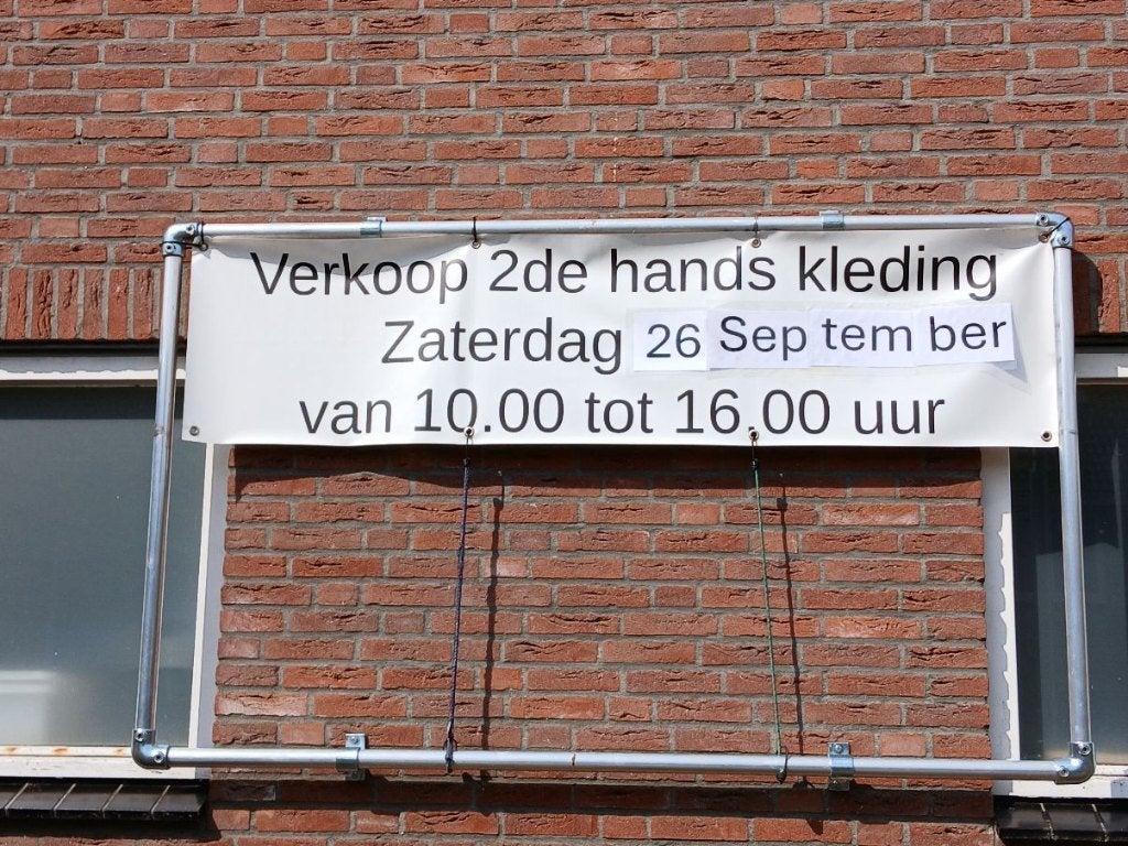 morgen 2e hands kleding verkoop lindenholt/nijmegen, Ophalen, Gedragen