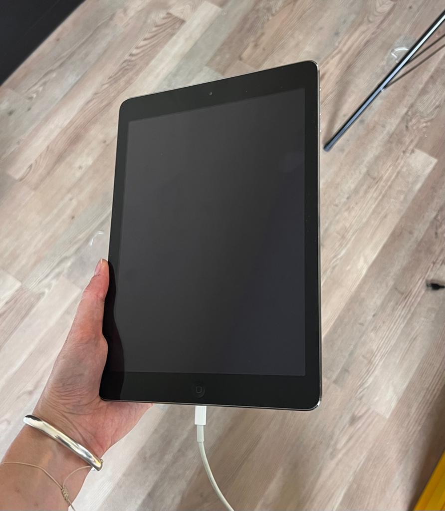 Ipad Air 1 16gb, Apple iPad Air, Zo goed als nieuw, Grijs, 16 GB