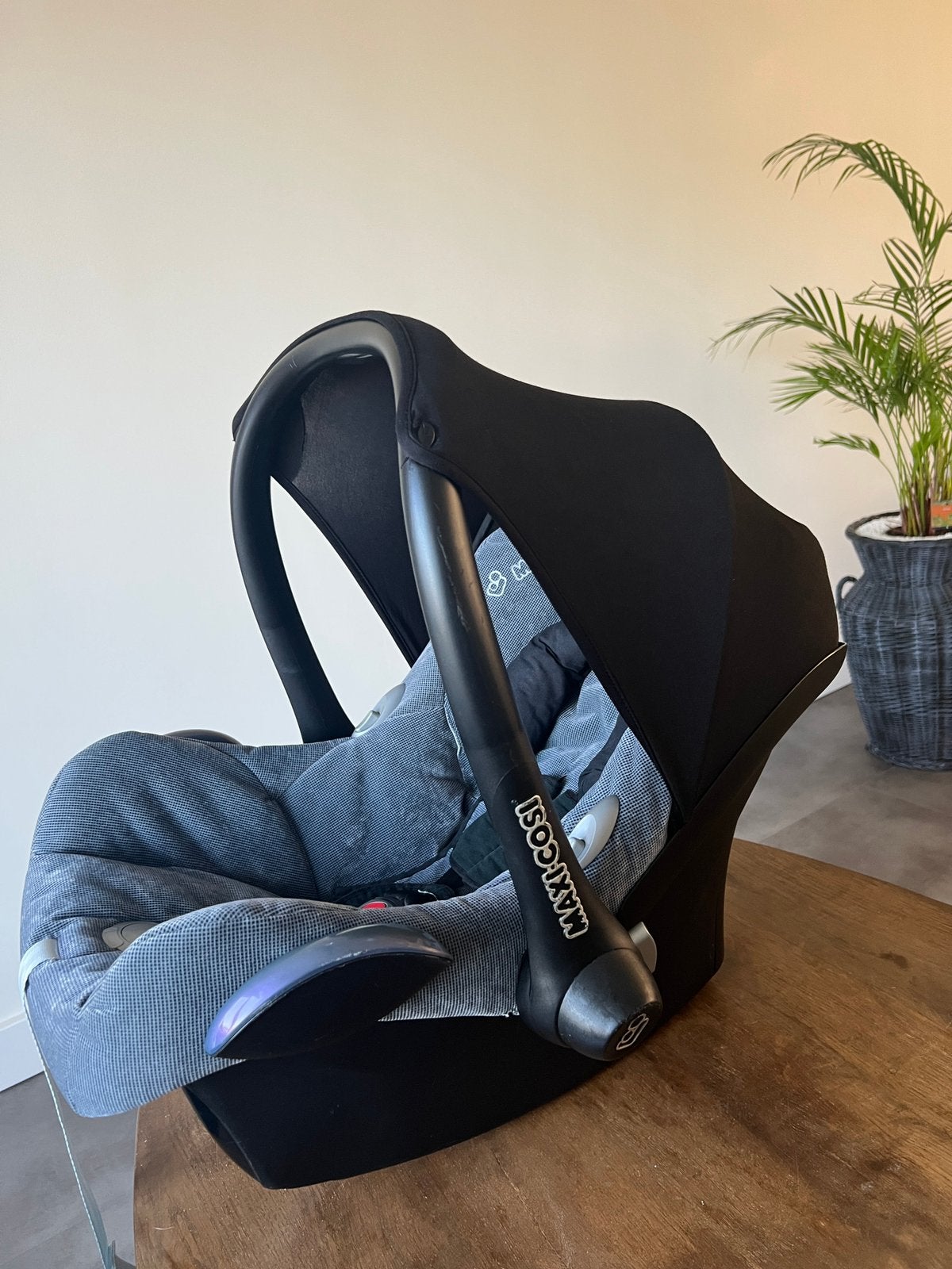 Maxi cosi, Ophalen, Autogordel, Zo goed als nieuw, 0 t/m 13 kg