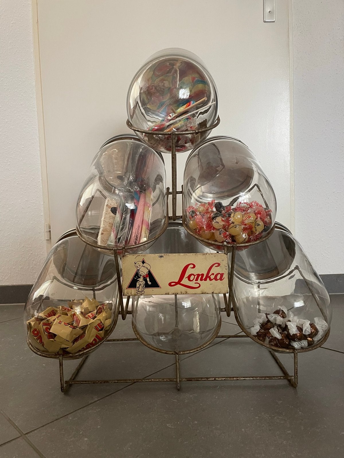 Snoeppot /Vintage Lonka snoepdispenser met 6 glazen potten, Ophalen