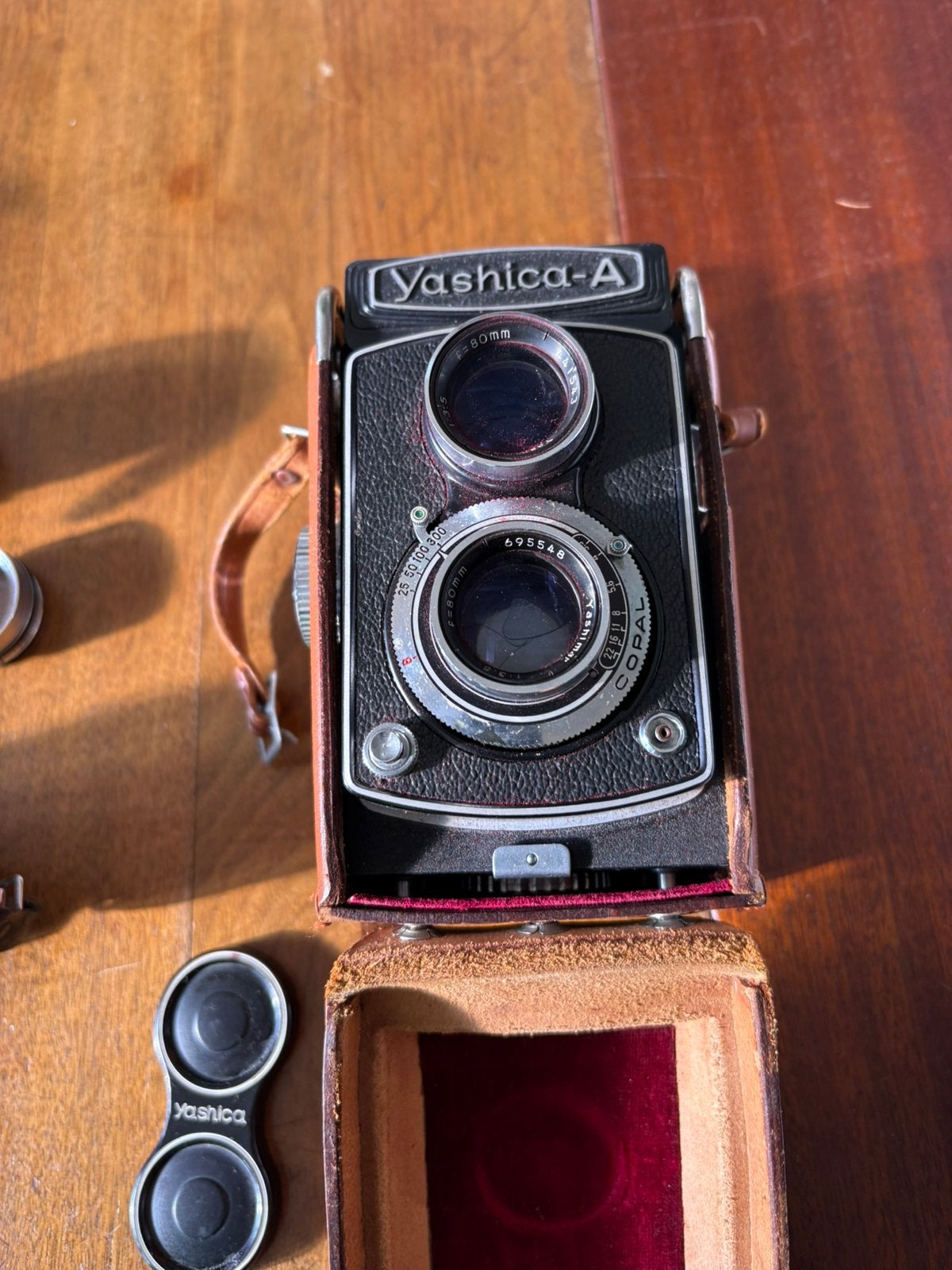 Yashica-A camera en een zeiss ikon camera, Ophalen, Gebruikt, Overige Merken