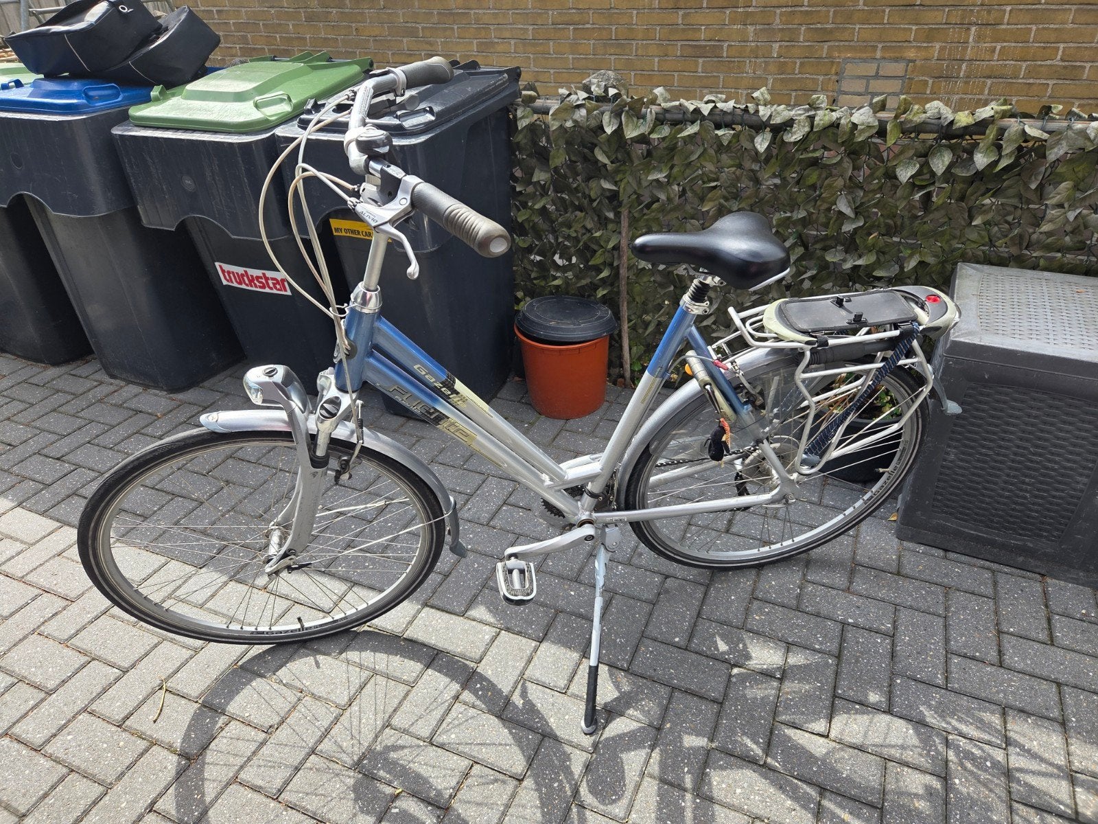 Gazelle Fuente Damesfiets - Goed onderhouden, Ophalen, Gebruikt, Velgrem, (Extra) lage instap