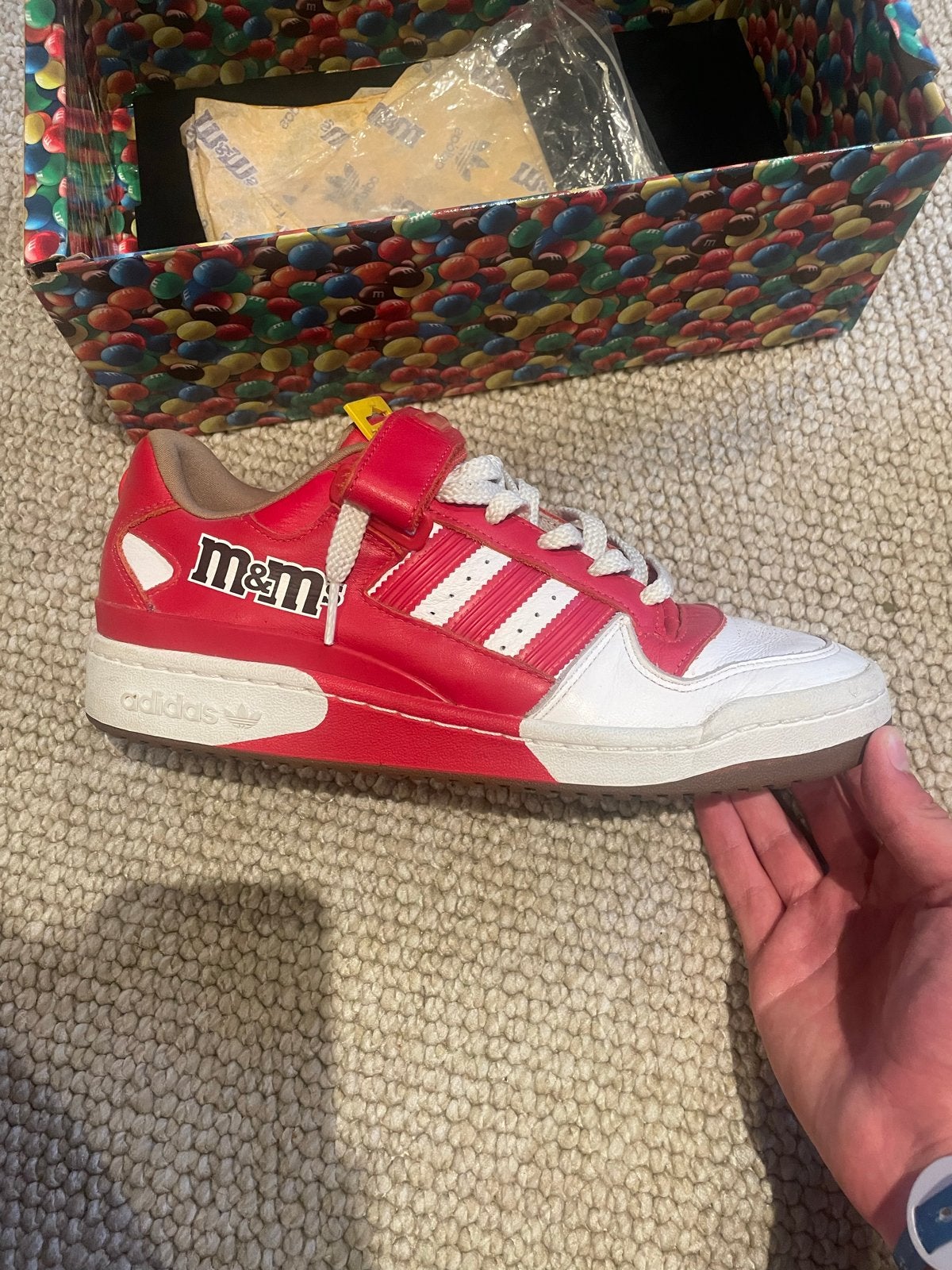 Adidas Forum Low M&M's Red Sneakers us7,5 eu 40 2/3, Ophalen of Verzenden, Zo goed als nieuw, Sneakers of Gympen