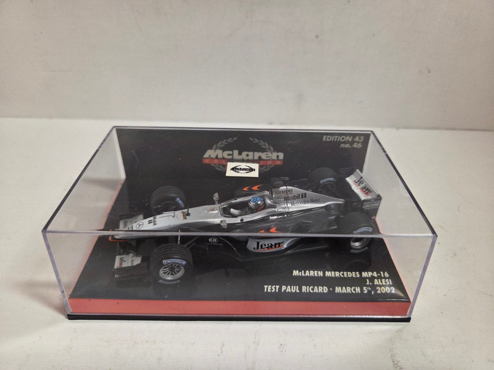 Minichamps McLaren Mercedes MP4 16 Alesi testcar 2002, Ophalen of Verzenden, Zo goed als nieuw, Formule 1