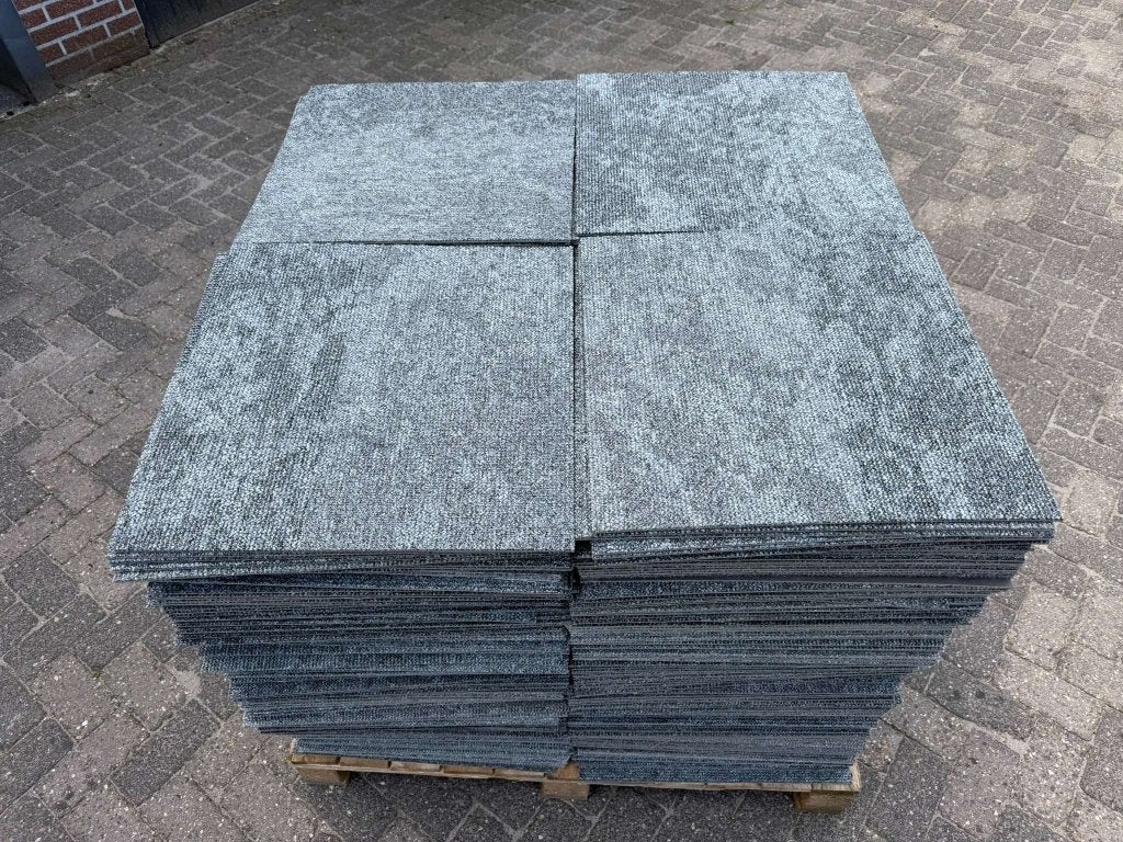 Desso tapijttegels grijs | gebruikt | 50x50cm, Huis en Inrichting, Stoffering | Vloerbedekking, Niet ingevuld, Niet ingevuld, Geel