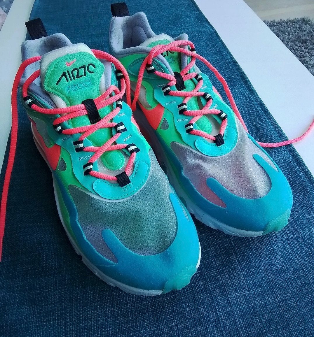 Nike Air React sneakers maat 37, Ophalen of Verzenden, Zo goed als nieuw, Sneakers of Gympen